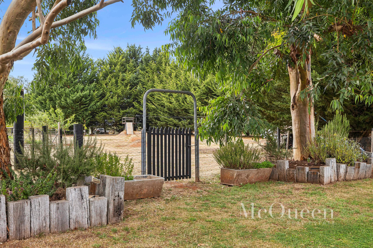 3-bedroom house at 404 JAMES LANE, Fern Hill VIC 3458, Hepburn, Victoria