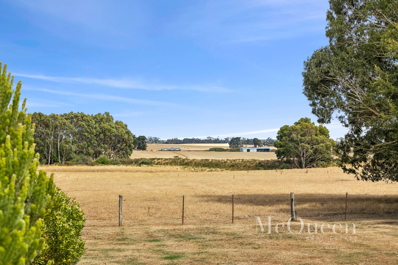 3-bedroom house at 404 JAMES LANE, Fern Hill VIC 3458, Hepburn, Victoria