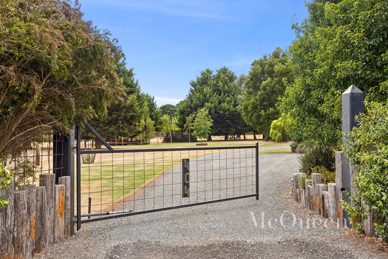 3-bedroom house at 404 JAMES LANE, Fern Hill VIC 3458, Hepburn, Victoria