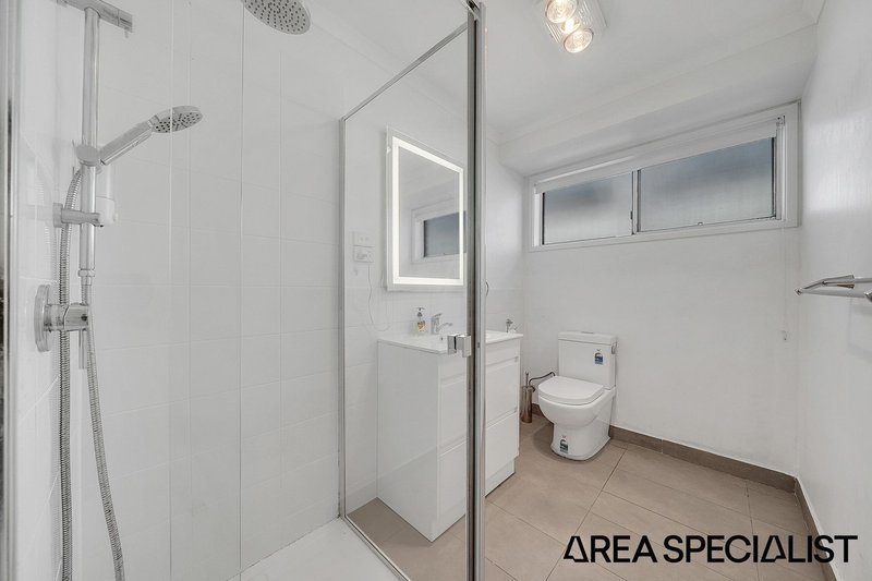 Photo - 404 Mcclelland Drive, Langwarrin VIC 3910 - Image 6