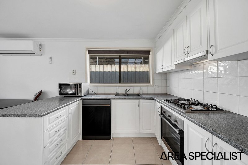 Photo - 404 Mcclelland Drive, Langwarrin VIC 3910 - Image 9
