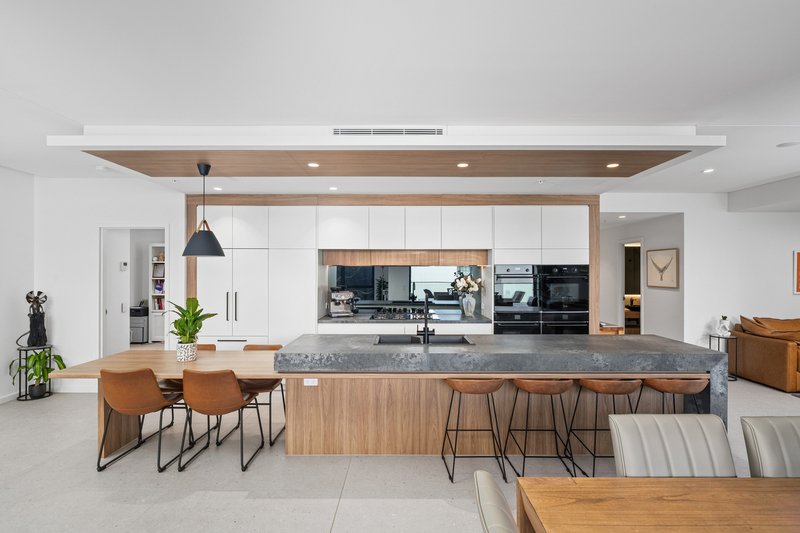 Photo - 404/15 Kurrawyba Avenue, Terrigal NSW 2260 - Image 4