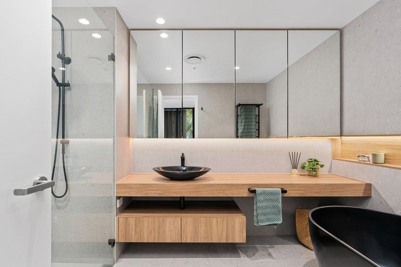 Photo - 404/15 Kurrawyba Avenue, Terrigal NSW 2260 - Image 15