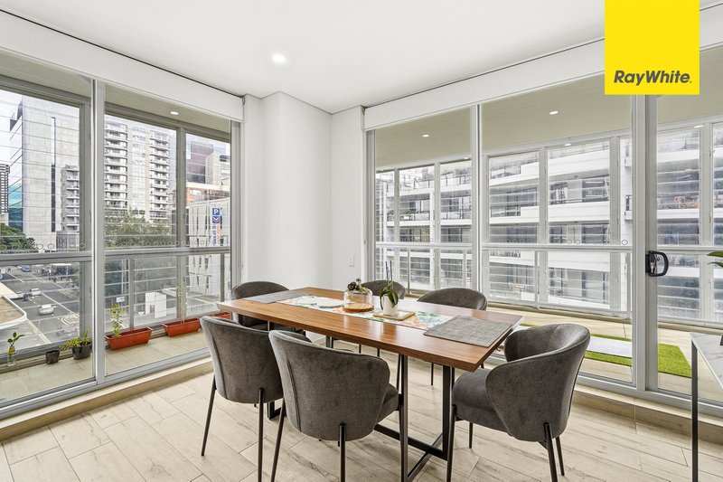 Photo - 404/23 Hassall Street, Parramatta NSW 2150 - Image 5