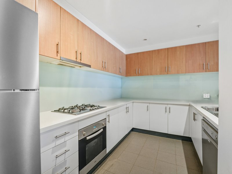 Photo - 404/250 Barkly Street, Footscray VIC 3011 - Image 2
