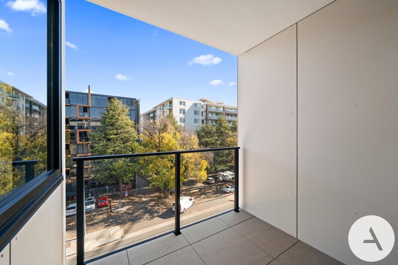 Photo - 404/42 Mort Street, Braddon ACT 2612 - Image 5