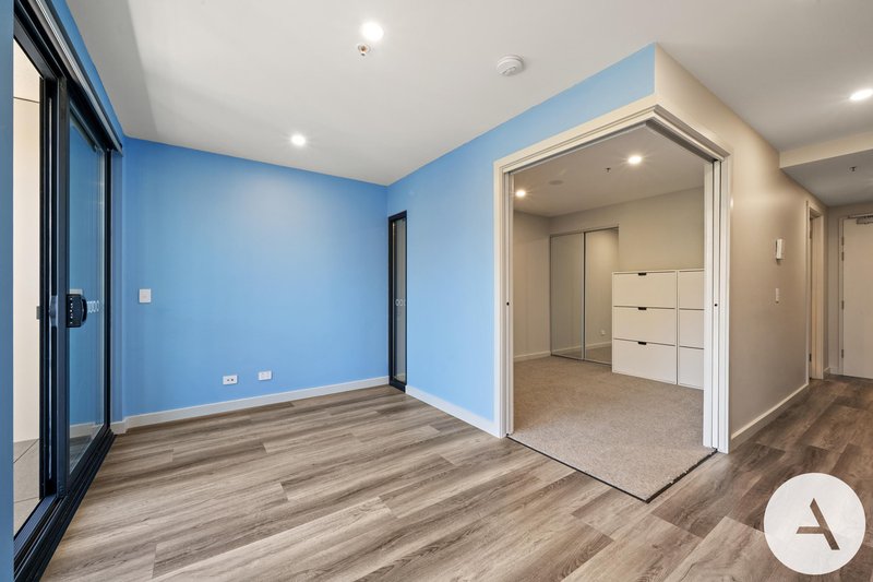 Photo - 404/42 Mort Street, Braddon ACT 2612 - Image 6