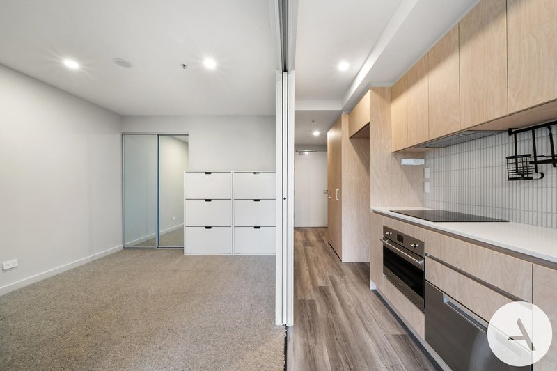 Photo - 404/42 Mort Street, Braddon ACT 2612 - Image 9