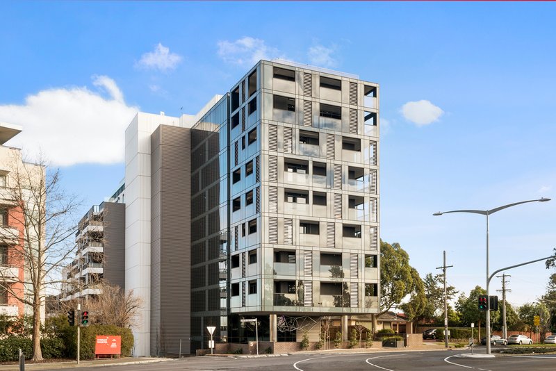 404/5 Sovereign Point Court, Doncaster VIC 3108