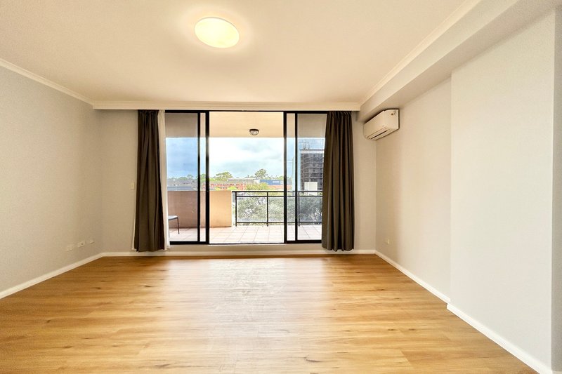 Photo - 404/7-9 Churchill Avenue, Strathfield NSW 2135 - Image 8