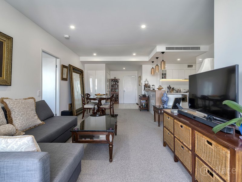 Photo - 404/8 Dickens Street, Spring Hill QLD 4000 - Image 3