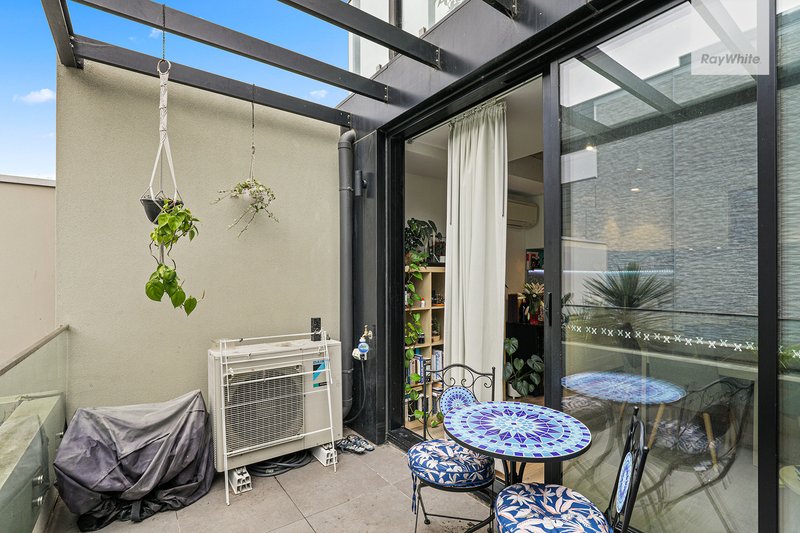 Photo - 404/8 Hope Street, Brunswick VIC 3056 - Image 11