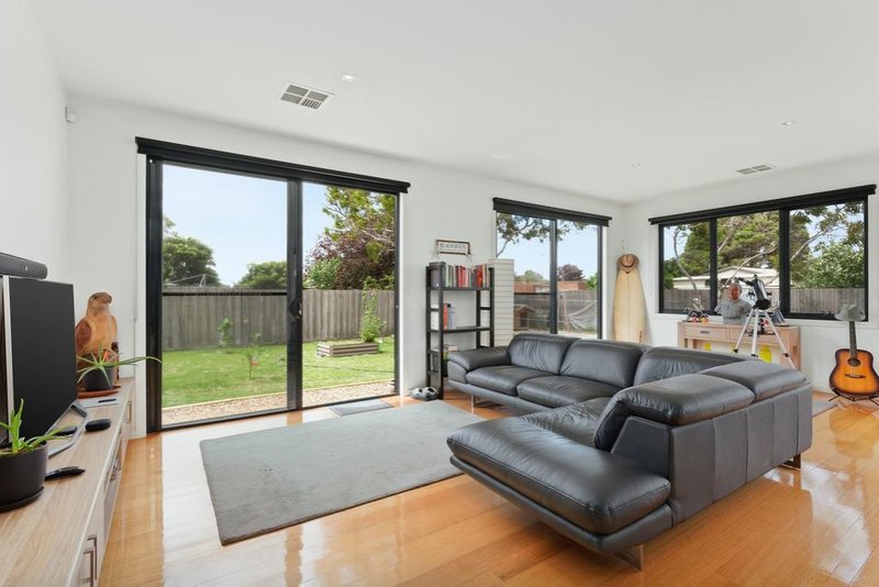 Photo - 405 Ibbotson Street, St Leonards VIC 3223 - Image 3