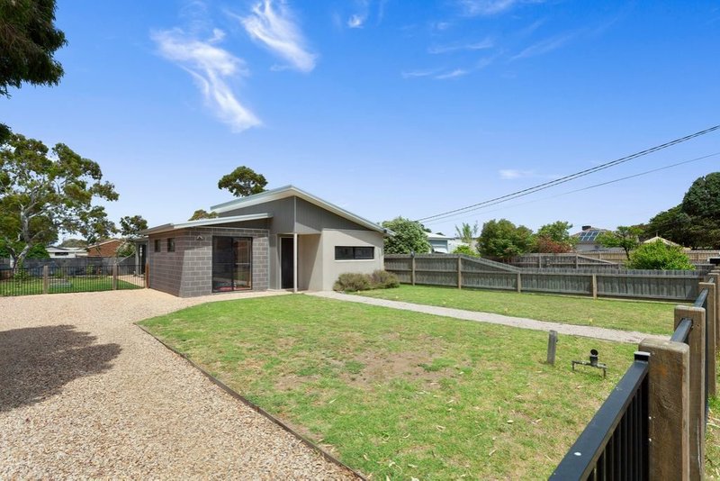 Photo - 405 Ibbotson Street, St Leonards VIC 3223 - Image 9