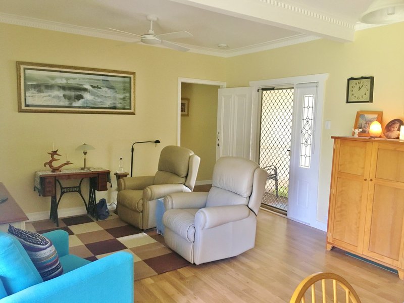 Photo - 405 Parker Road, Ellesmere QLD 4610 - Image 5