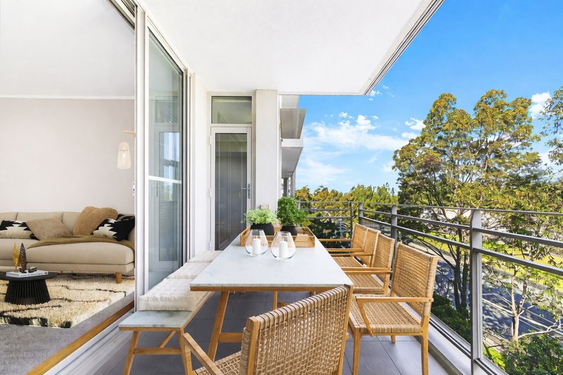 Photo - 405/1 The Piazza , Wentworth Point NSW 2127 - Image 6