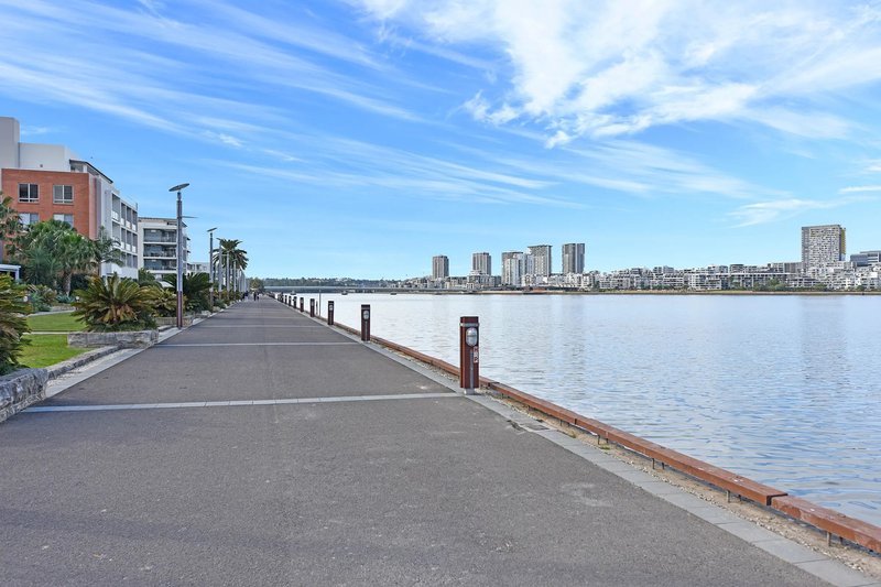 Photo - 405/1 The Piazza , Wentworth Point NSW 2127 - Image 9