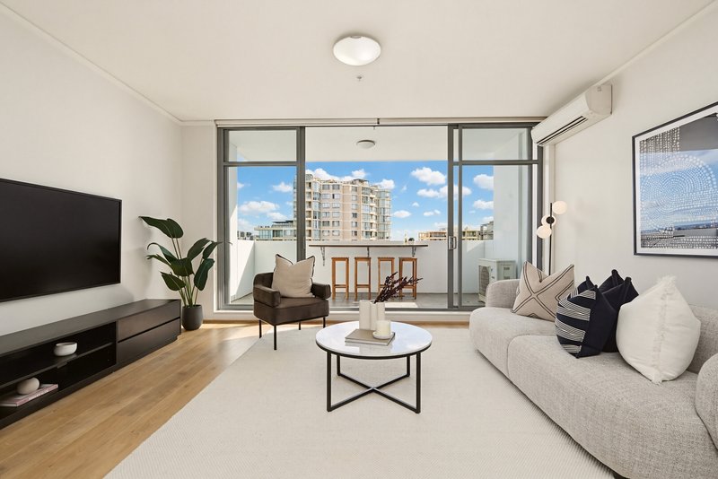 Photo - 405/140 Maroubra Road, Maroubra NSW 2035 - Image 1