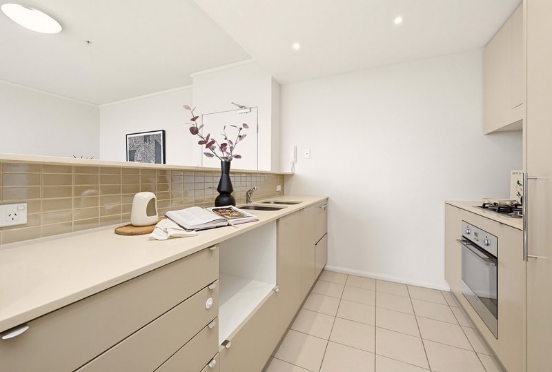 Photo - 405/140 Maroubra Road, Maroubra NSW 2035 - Image 6