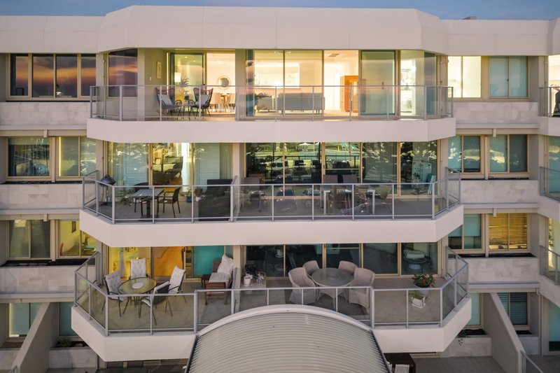 Photo - 405/170 The Esplanade, Scarborough WA 6019 - Image 4