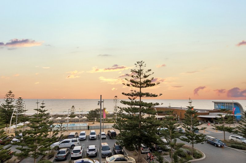 Photo - 405/170 The Esplanade, Scarborough WA 6019 - Image 16