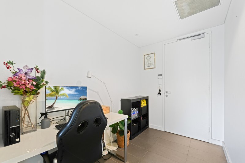 Photo - 405/2 Northcote Street, Mortlake NSW 2137 - Image 4