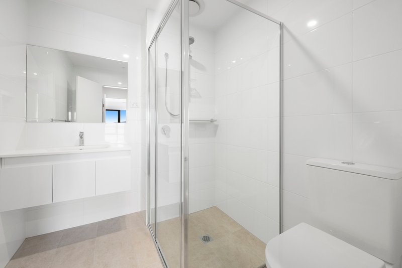 Photo - 405/220 John Gorton Drive, Coombs ACT 2611 - Image 3