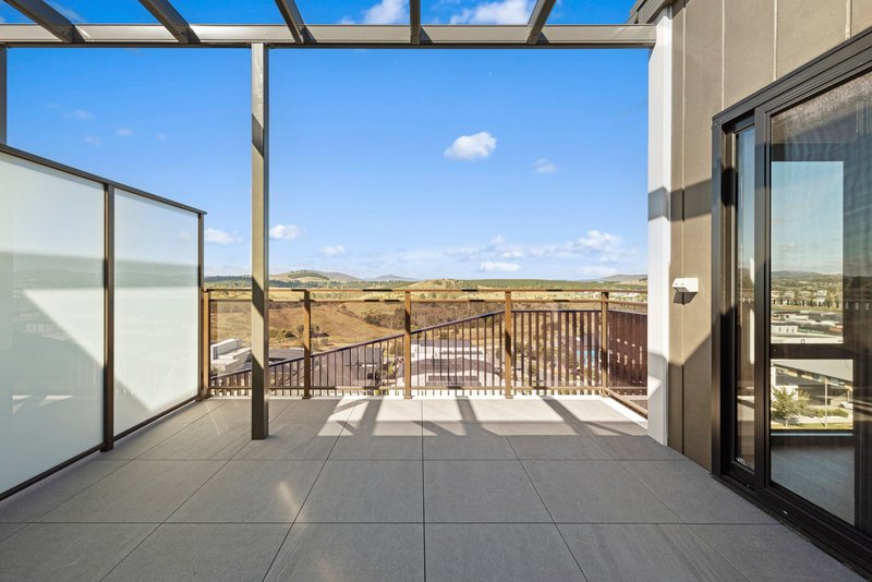 Photo - 405/220 John Gorton Drive, Coombs ACT 2611 - Image 5