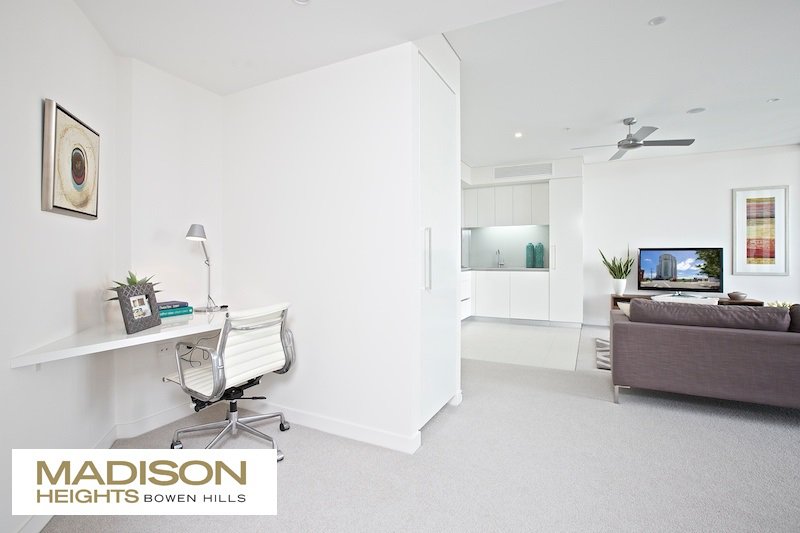 Photo - 4052/35 Campbell Street, Bowen Hills QLD 4006 - Image 6