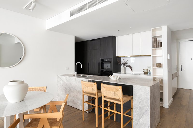 Photo - 405/26 Whistler Street, Manly NSW 2095 - Image 2
