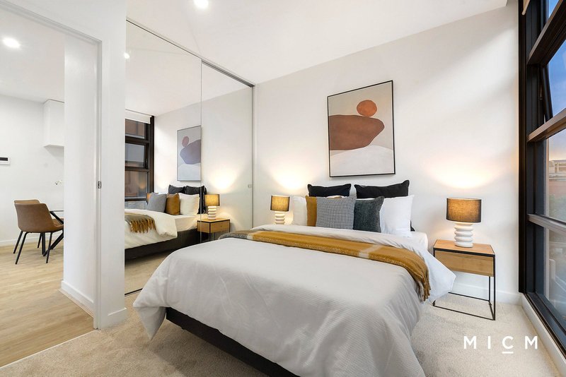 Photo - 405/41 Batman Street, West Melbourne VIC 3003 - Image 6