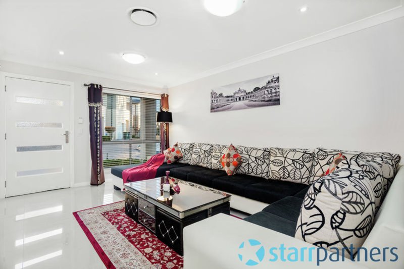 Photo - 40/570 Sunnyholt Road, Stanhope Gardens NSW 2768 - Image 2