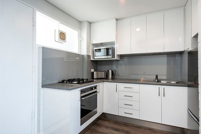 Photo - 405/8 Ord Street, Fremantle WA 6160 - Image 2