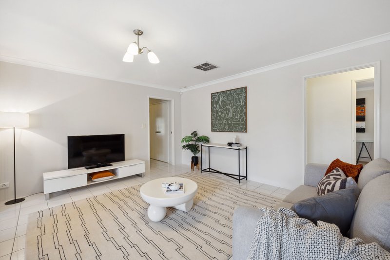 Photo - 406 Berwick Street, St James WA 6102 - Image 9