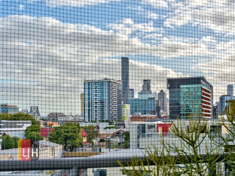 Photo - 40/6 Primrose Street, Bowen Hills QLD 4006 - Image 8