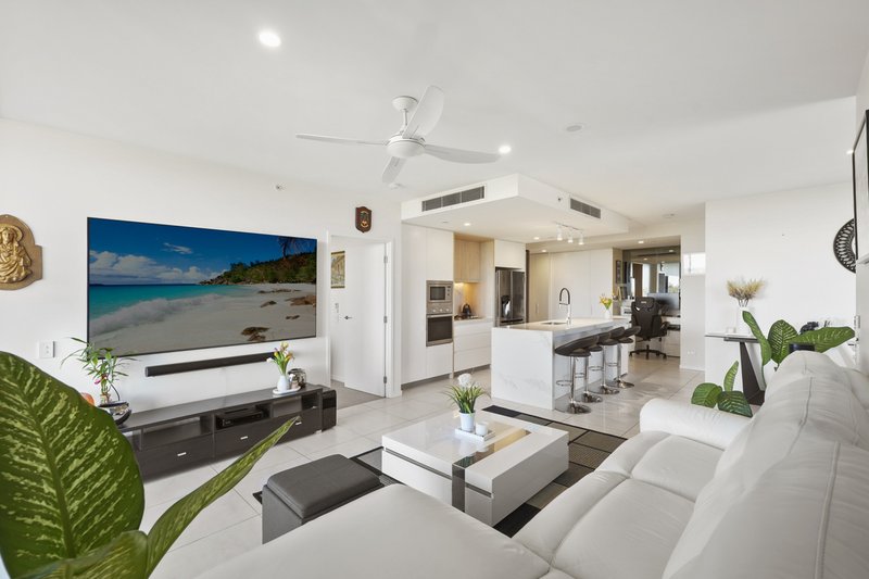 Photo - 4060/21 Ross Street, Benowa QLD 4217 - Image 3