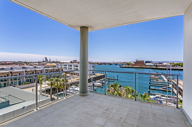 406/1-2 Tarni Court, New Port SA 5015