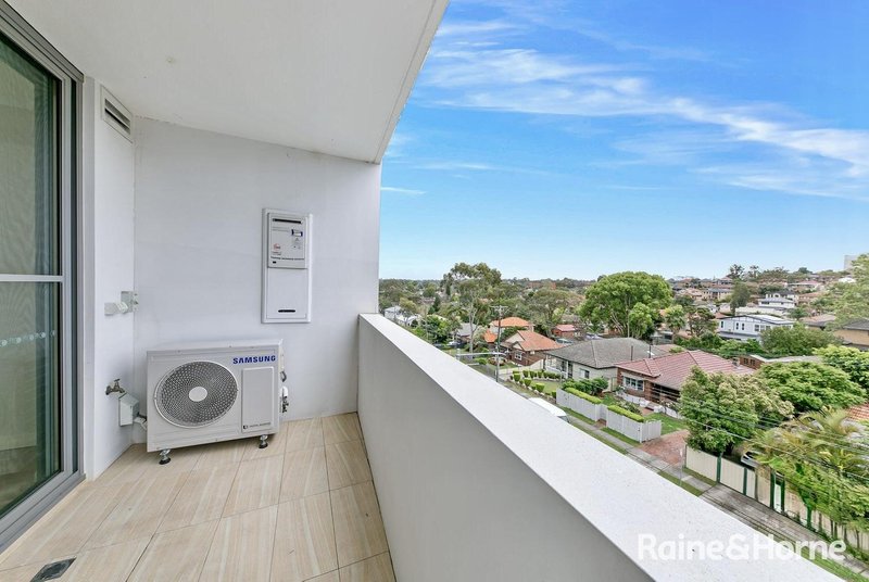 Photo - 406/101 Church Street, Ryde NSW 2112 - Image 7