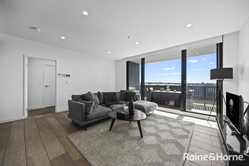 Photo - 406/120 Passendale Road, Edmondson Park NSW 2174 - Image 2