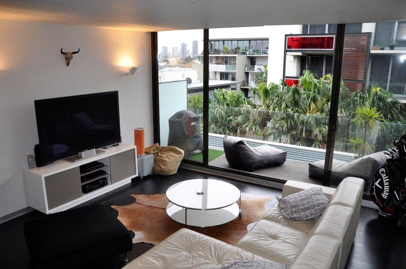 Photo - 406/2 Rouse Street, Port Melbourne VIC 3207 - Image 1