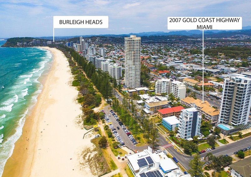 Photo - 406/2007 Gold Coast Highway, Miami QLD 4220 - Image 8