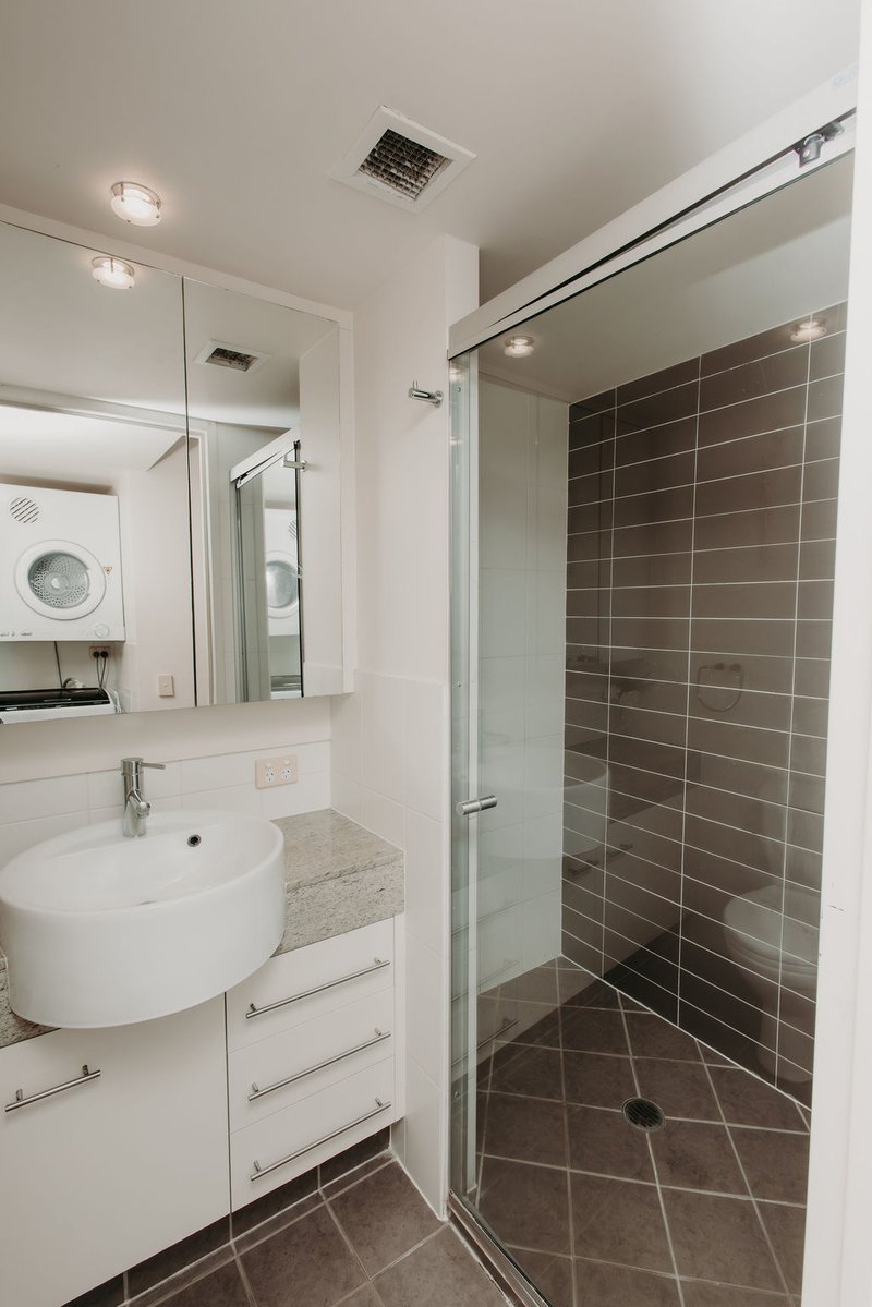 Photo - 406/23 Esplanade , Bargara QLD 4670 - Image 11