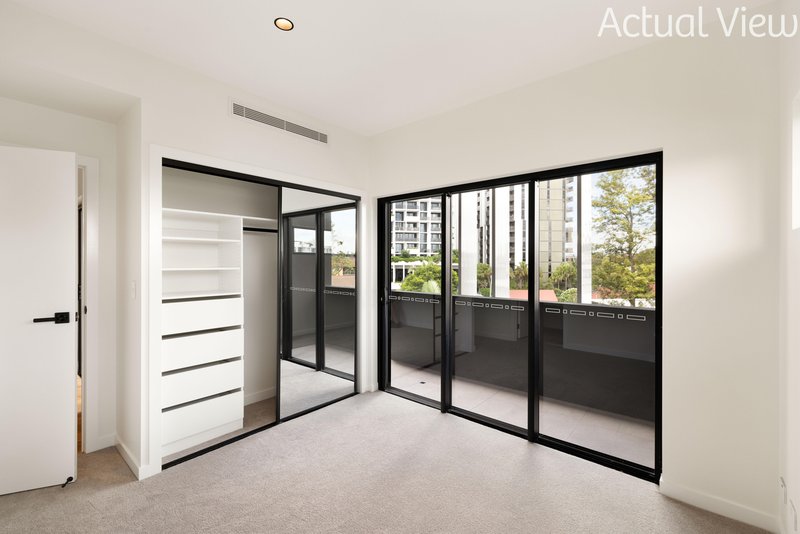 Photo - 406/25 Bank Street, West End QLD 4101 - Image 6