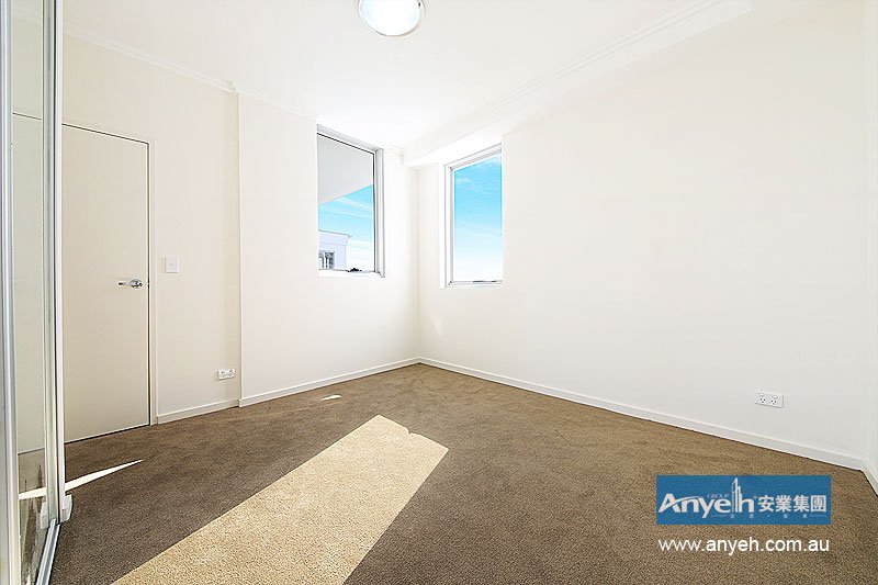 Photo - 406/3-5 Weston Street, Rosehill NSW 2142 - Image 5