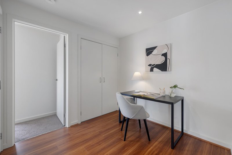 Photo - 406/37-39 Station Road, Cheltenham VIC 3192 - Image 12