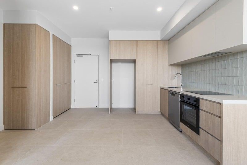 Photo - 406/380 Bell Street, Preston VIC 3072 - Image 3