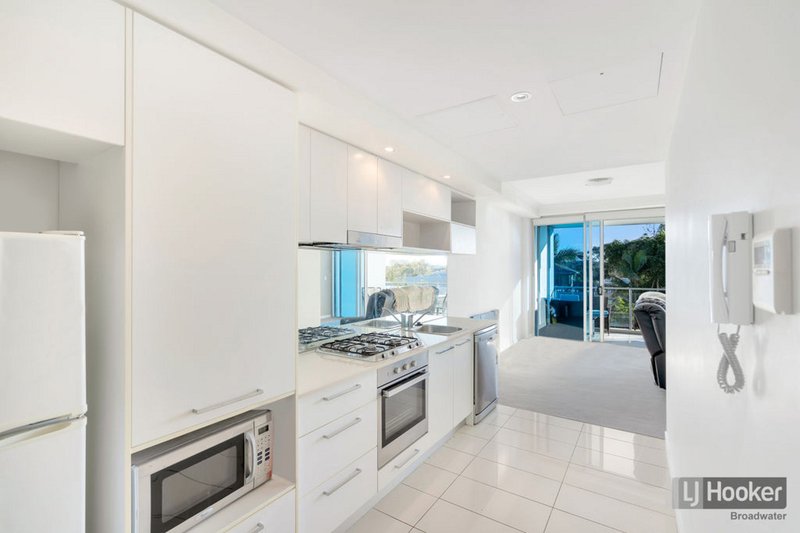 Photo - 406/430 Marine Parade, Biggera Waters QLD 4216 - Image 6