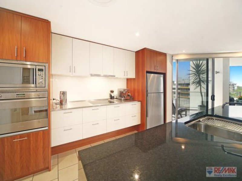 Photo - 406/45-47 The Esplanade, Maroochydore QLD 4558 - Image 4