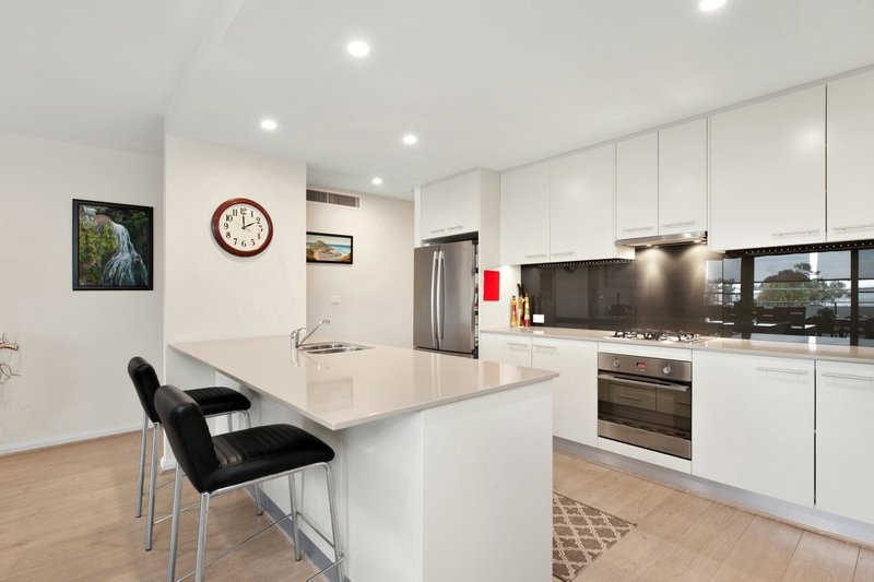 Photo - 406/5 Sharp Street, Belmont NSW 2280 - Image 3