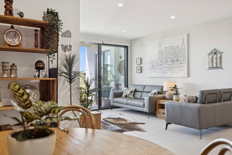 Photo - 406/55 The Causeway, Kingston ACT 2604 - Image 3